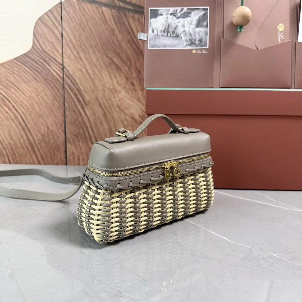 Loro Piana Сумка женская Extra Pocket L19 — Фото 2