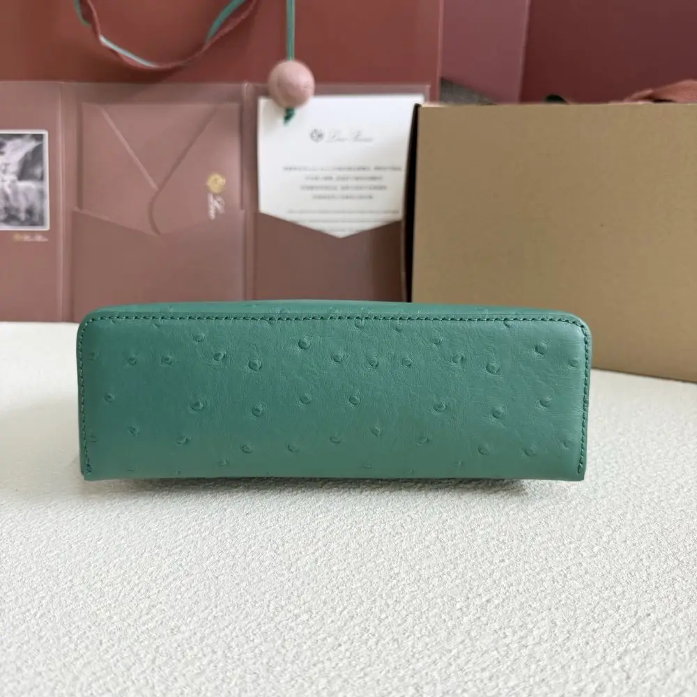 Loro Piana A bag women's Extra Pocket L19 — Photo 2