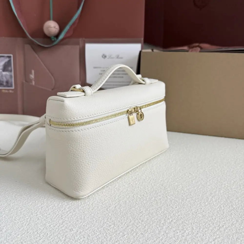 Loro Piana Сумка женская Extra Pocket L19 — Фото 2