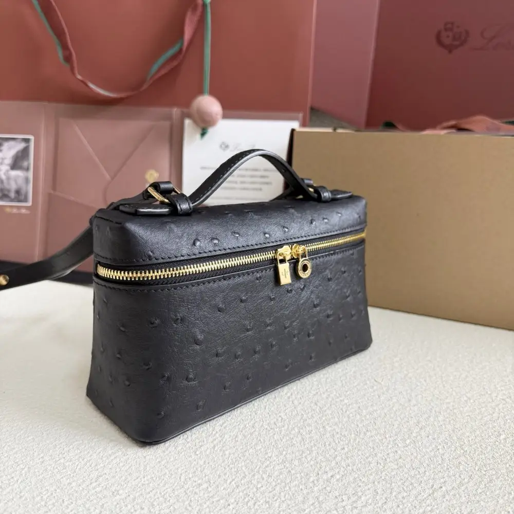 Loro Piana A bag women's Extra Pocket L19 — Photo 3