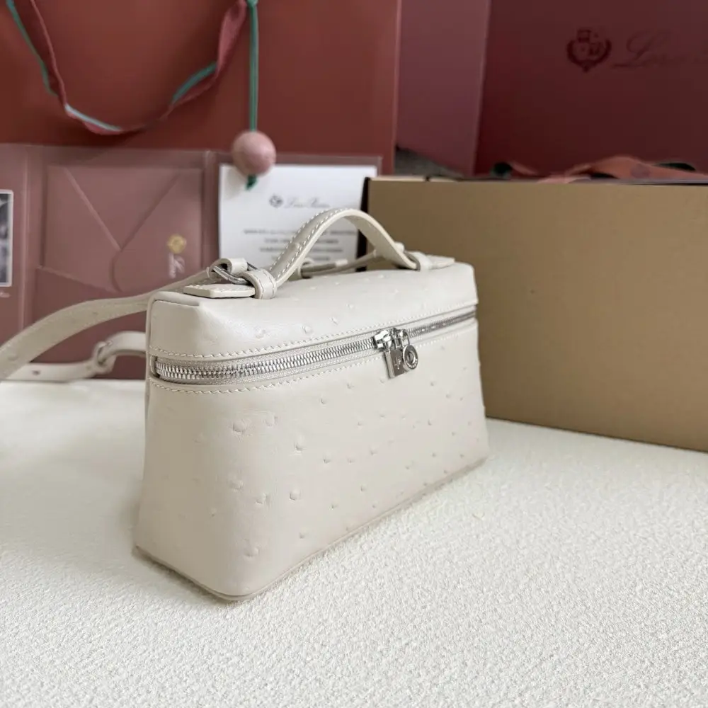 Loro Piana Сумка женская Extra Pocket L19 — Фото 3