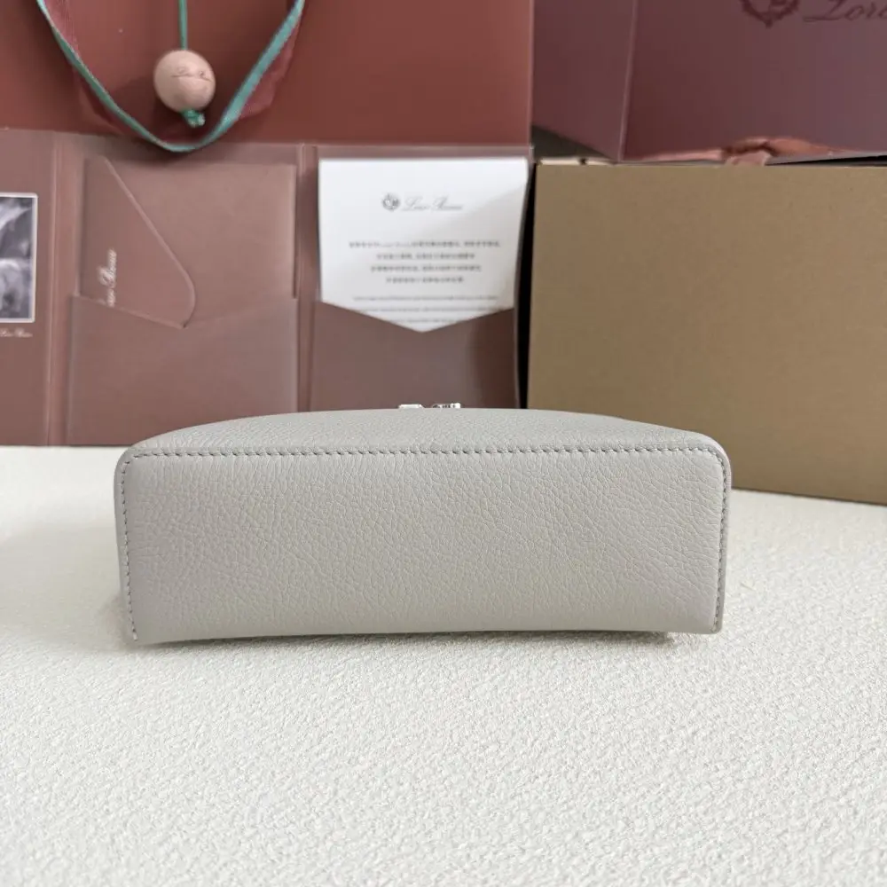 Loro Piana Сумка жіноча Extra Pocket L19 — Фото 3