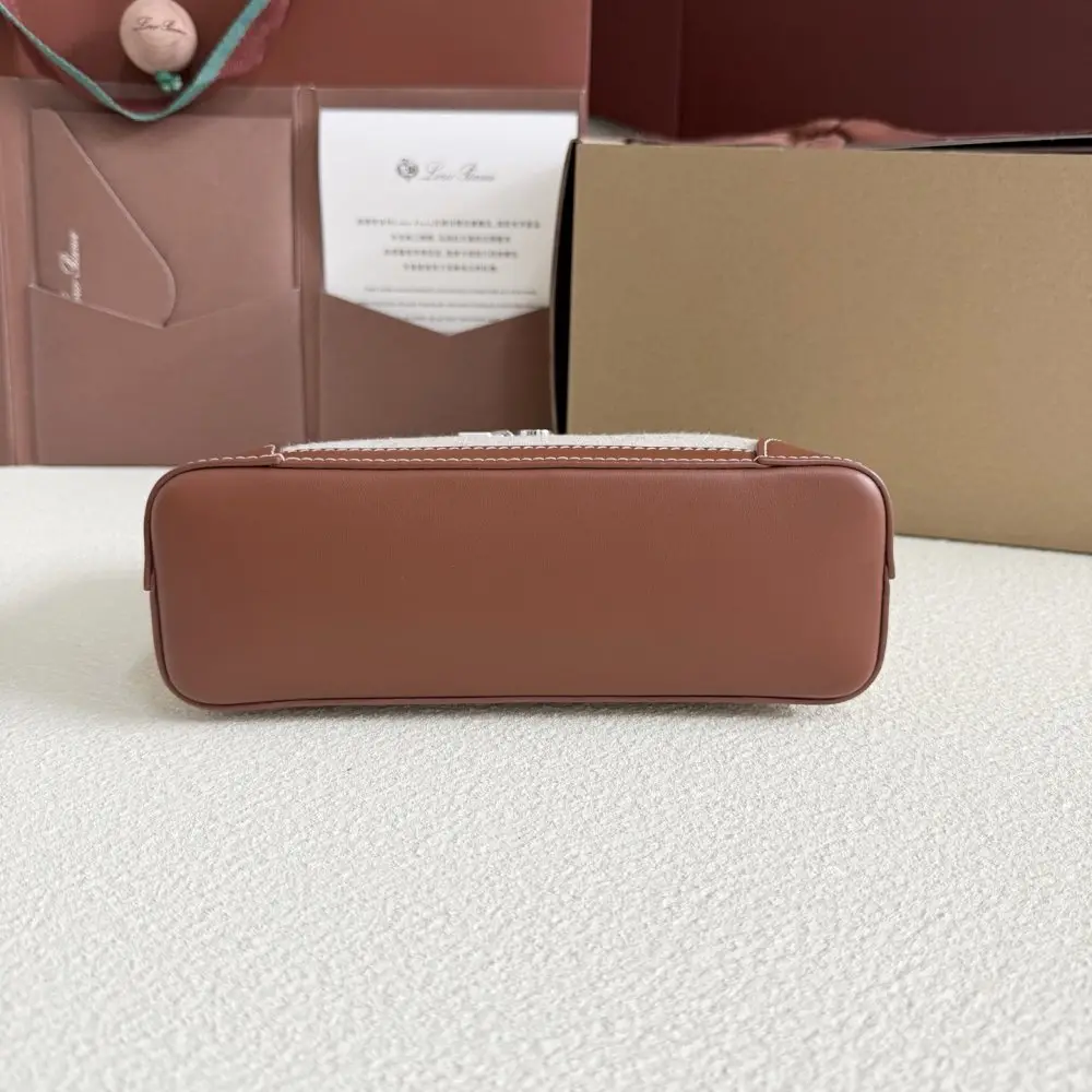 Loro Piana Сумка женская Extra Pocket L19 — Фото 3