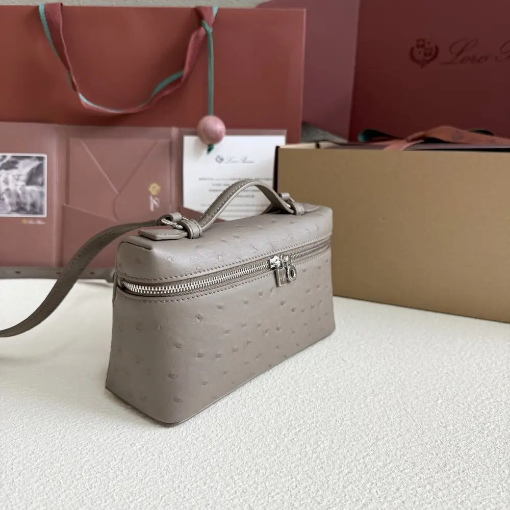 Loro Piana Сумка женская Extra Pocket L19 — Фото 3