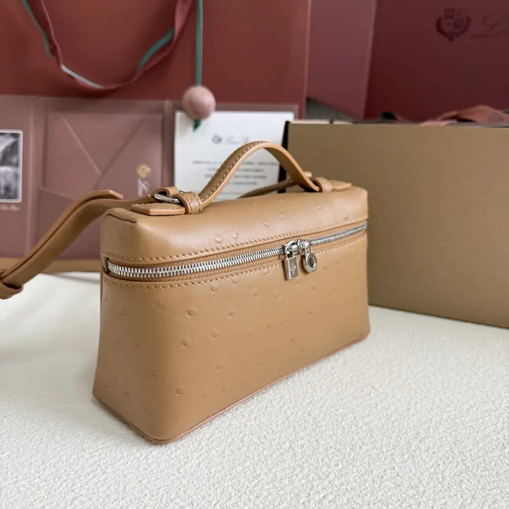 Loro Piana Сумка женская Extra Pocket L19 — Фото 3
