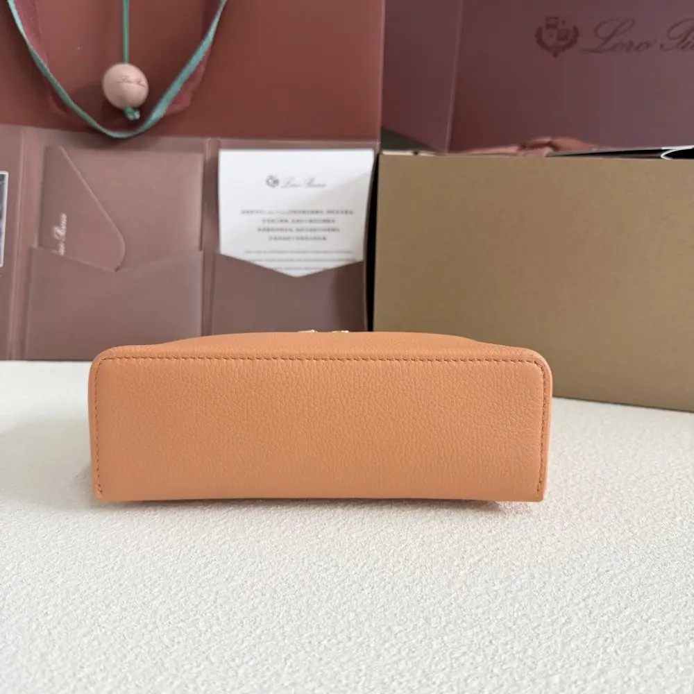 Loro Piana Сумка жіноча Extra Pocket L19 — Фото 3