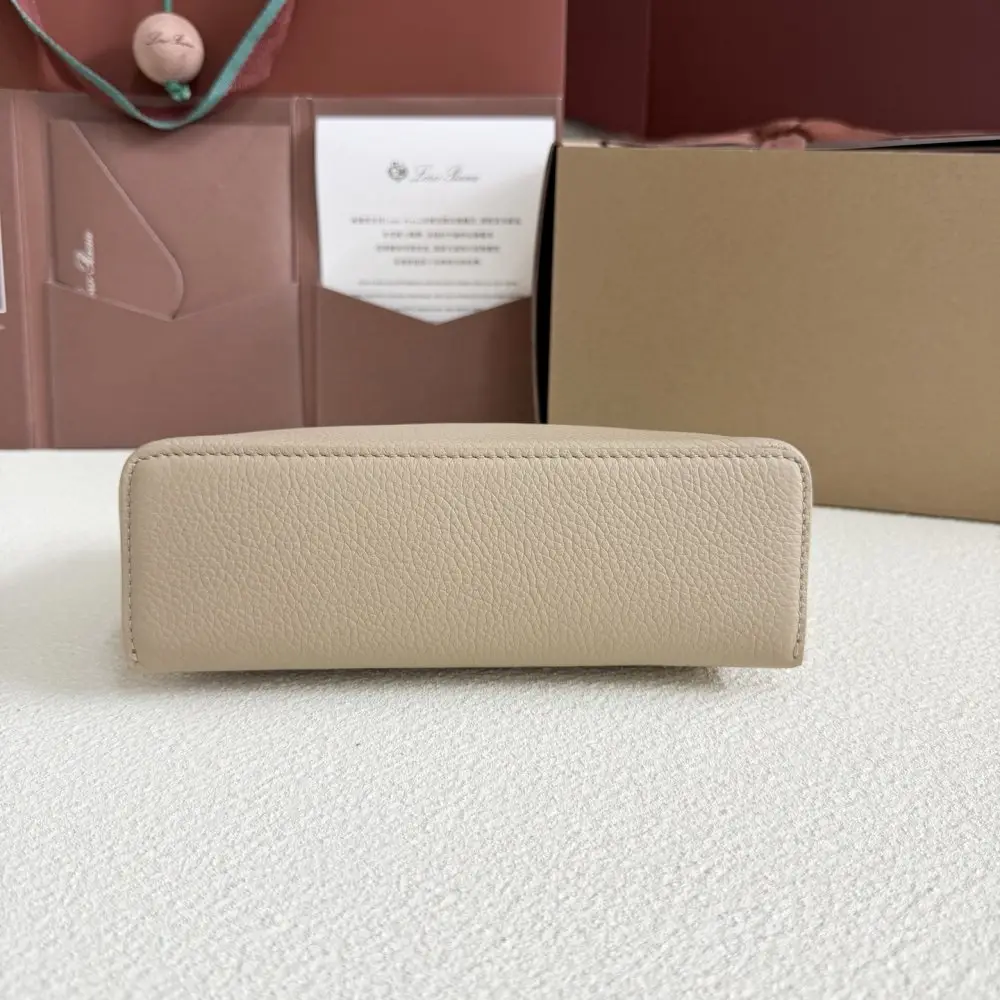 Loro Piana Сумка жіноча Extra Pocket L19 — Фото 3