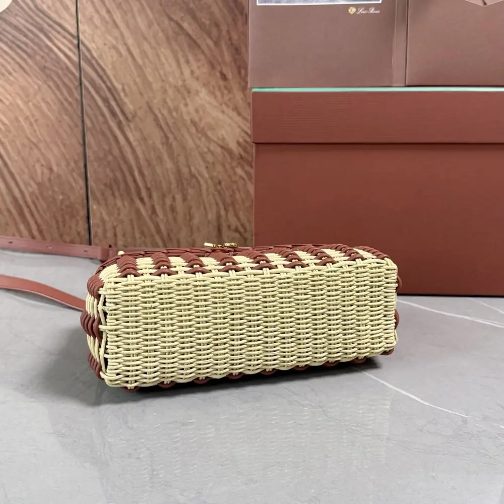 Loro Piana Сумка женская Extra Pocket L19 — Фото 3