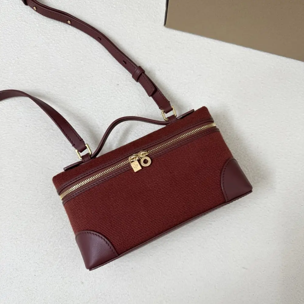Loro Piana Сумка женская Extra Pocket L19 — Фото 4