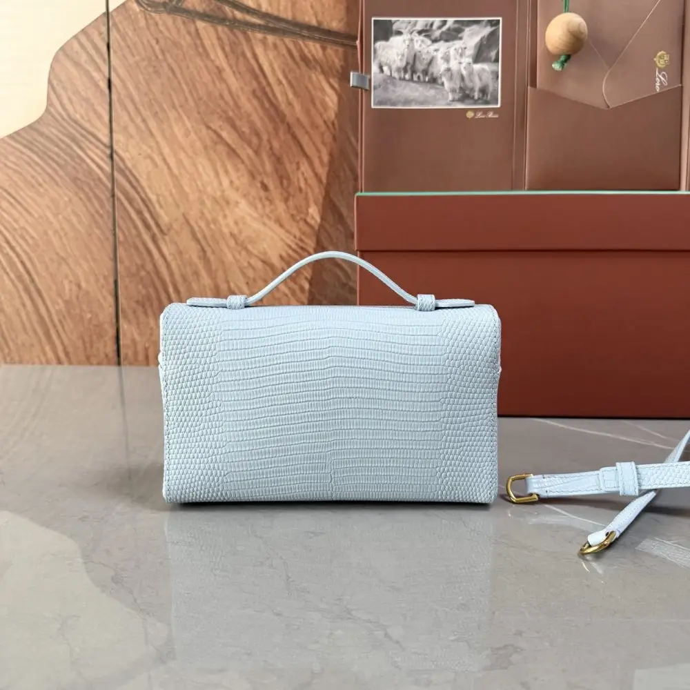 Loro Piana A bag women's Extra Pocket L19 — Photo 4
