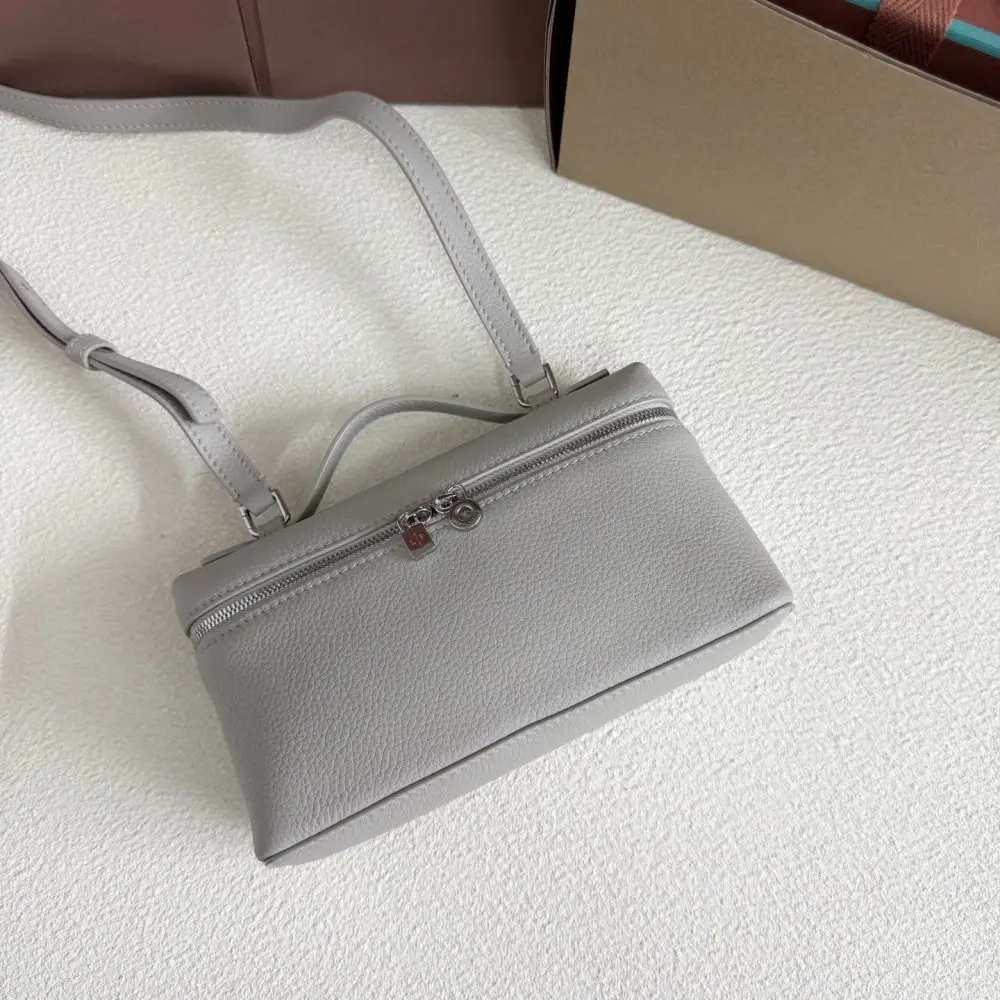 Loro Piana Сумка жіноча Extra Pocket L19 — Фото 4