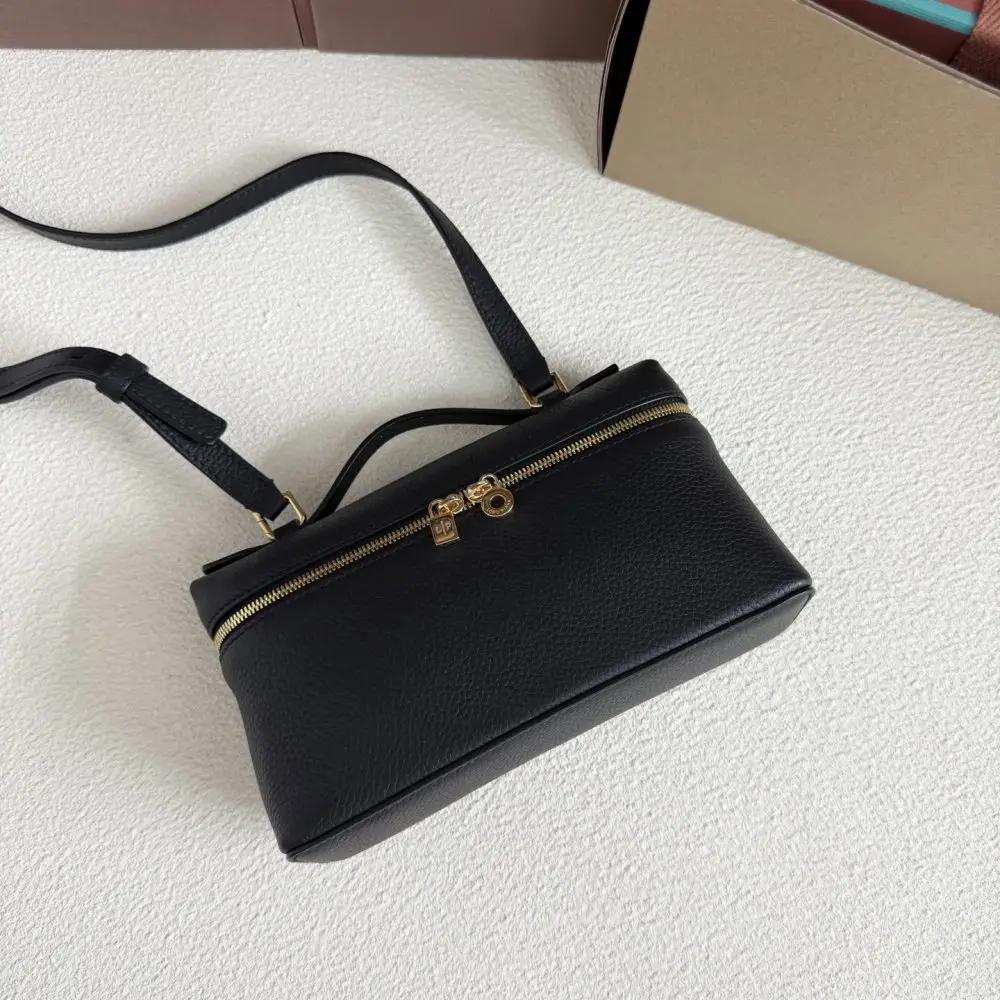 Loro Piana Сумка женская Extra Pocket L19 — Фото 4
