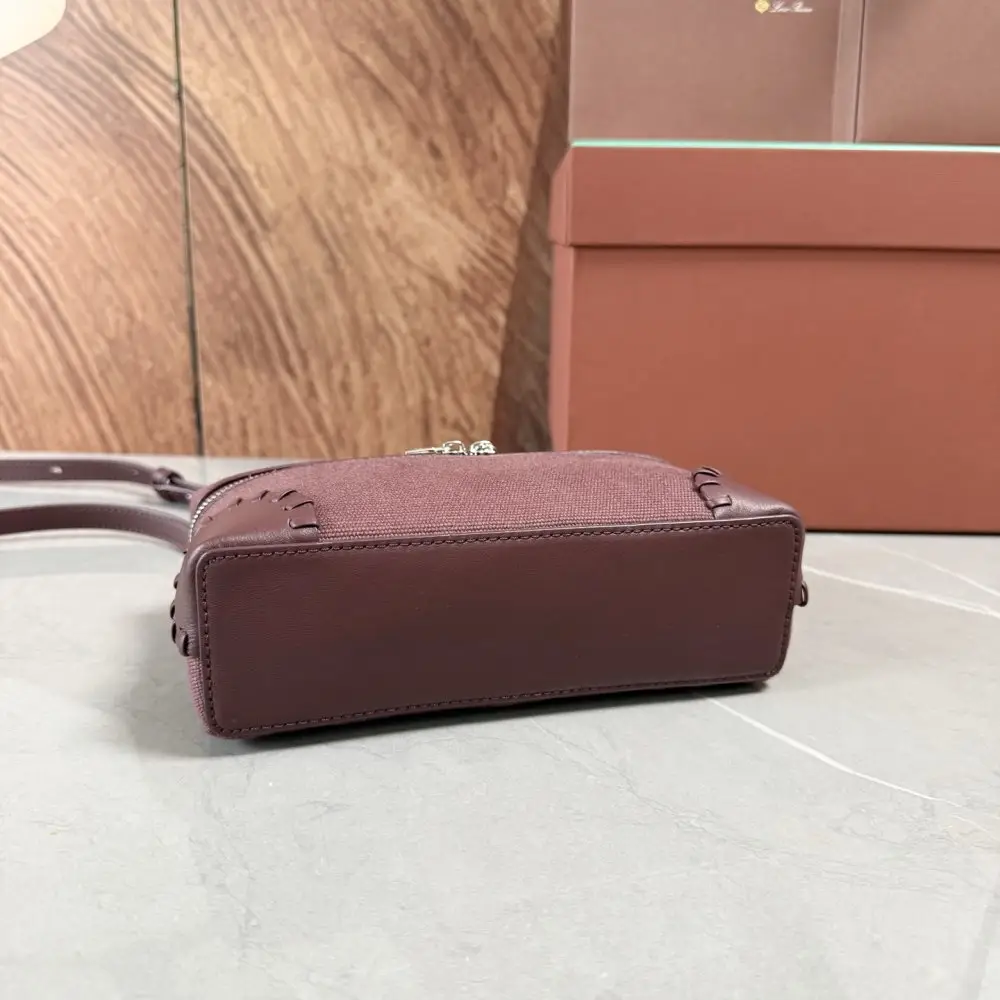 Loro Piana Сумка жіноча Extra Pocket L19 — Фото 4