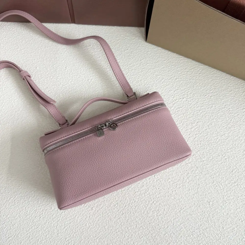 Loro Piana Сумка женская Extra Pocket L19 — Фото 4