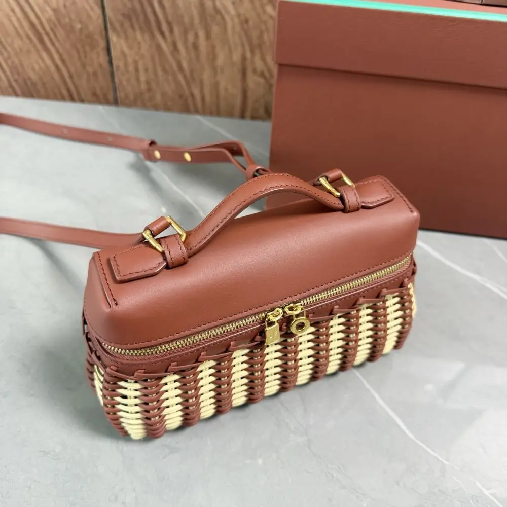 Loro Piana Сумка женская Extra Pocket L19 — Фото 4