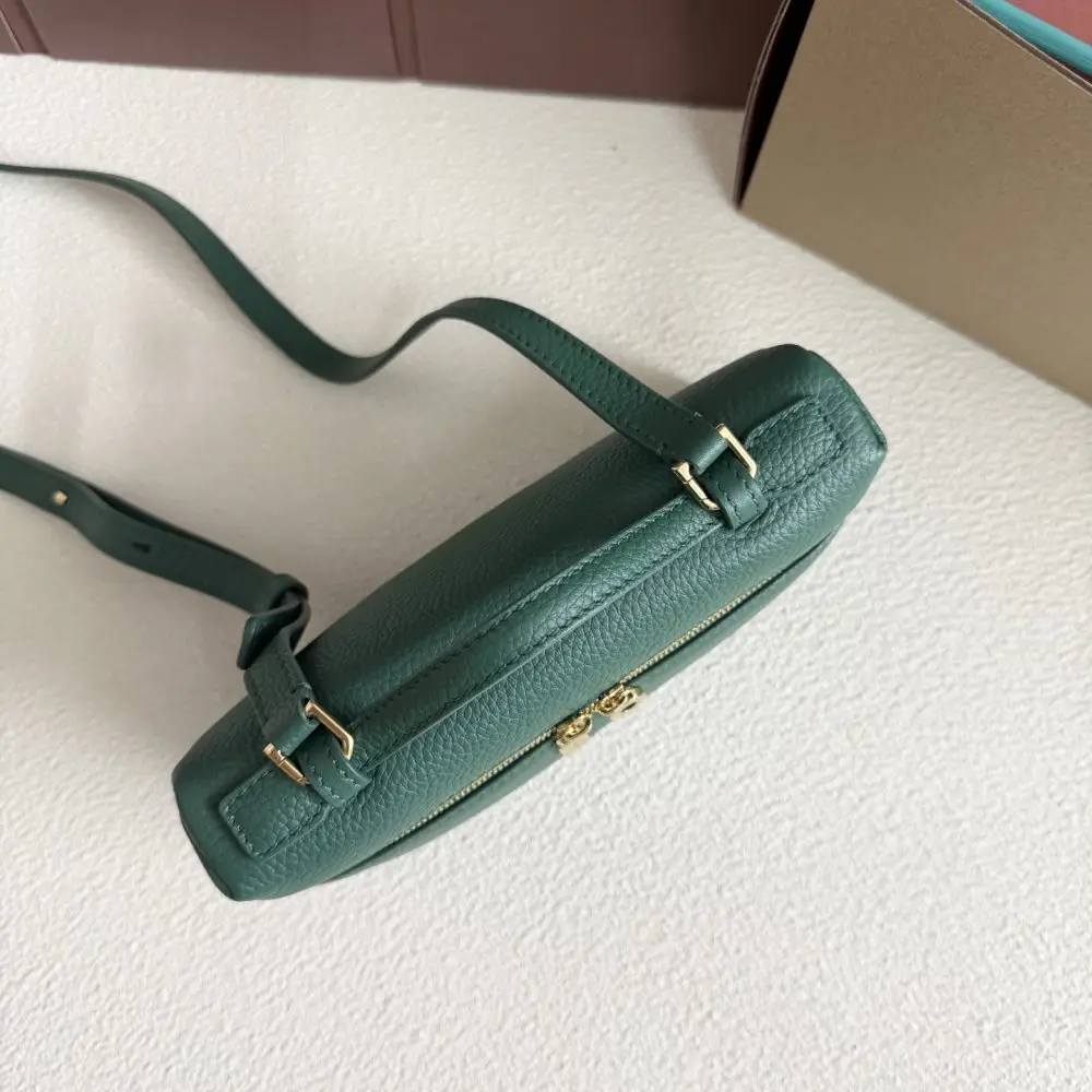 Loro Piana A bag women's Extra Pocket L19 — Photo 5