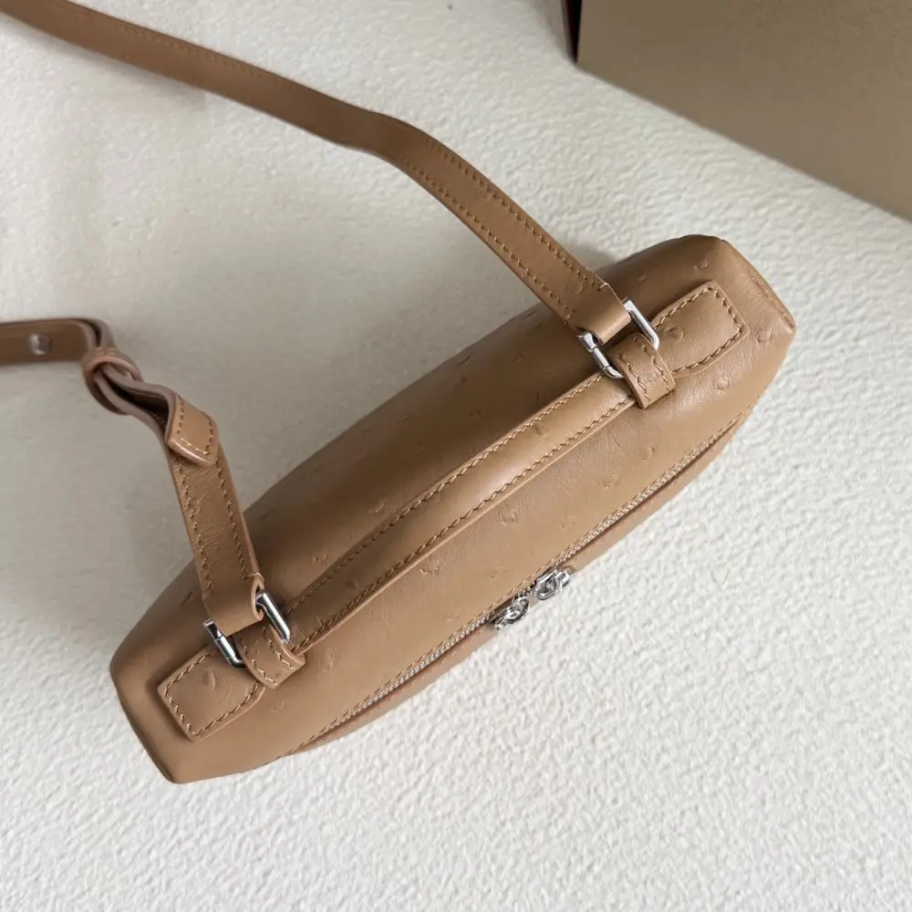 Loro Piana Сумка женская Extra Pocket L19 — Фото 5