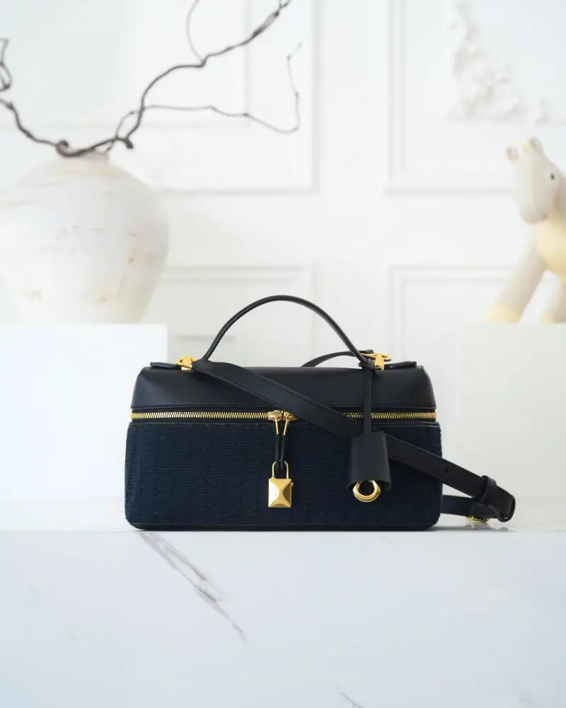 Loro Piana Сумка жіноча Extra Pocket L23 — Фото 1