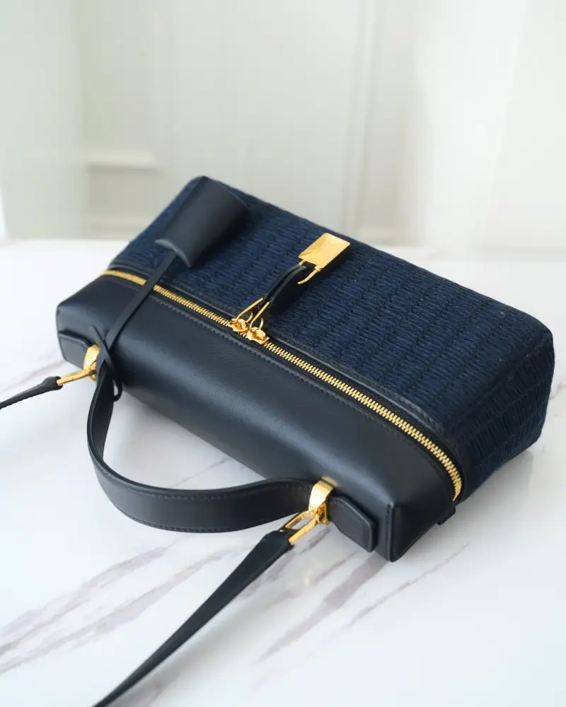 Loro Piana Сумка жіноча Extra Pocket L23 — Фото 2