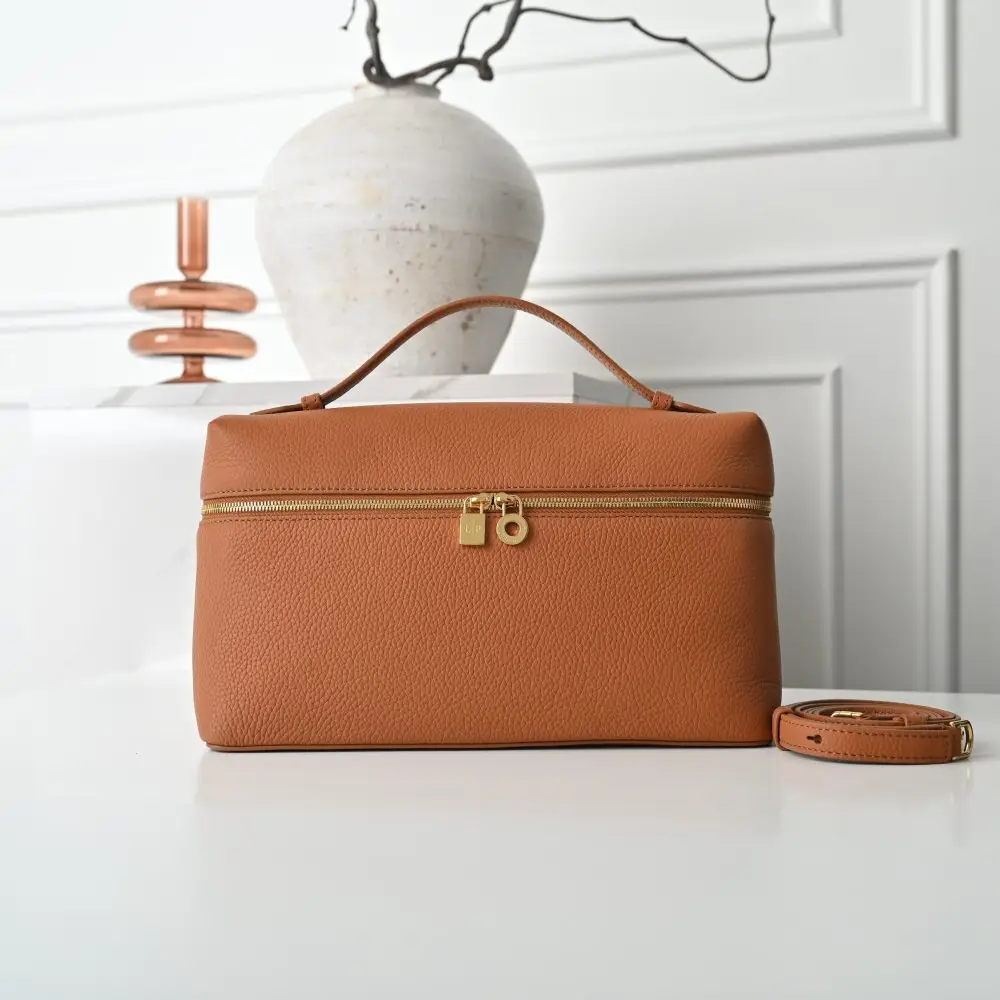 Loro Piana — Сумка женская Extra Pocket L27