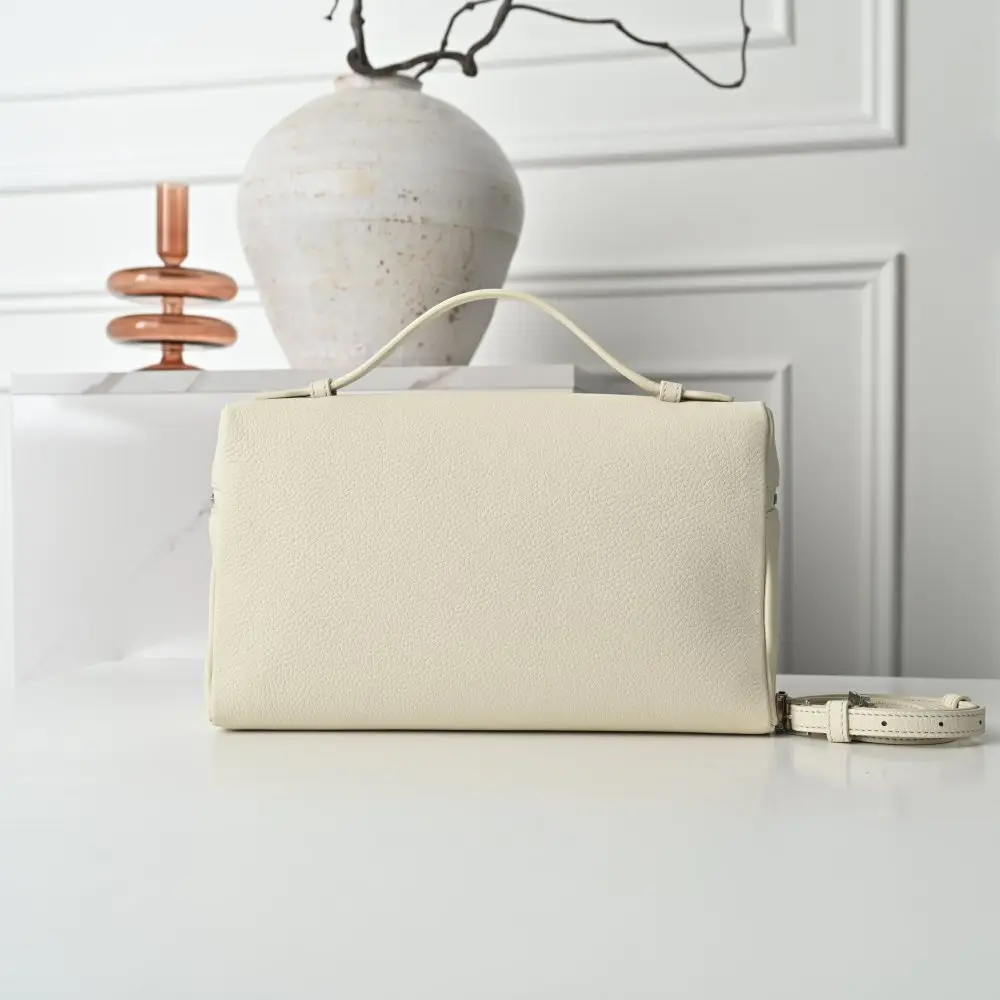 Loro Piana Сумка жіноча Extra Pocket L27 — Фото 3