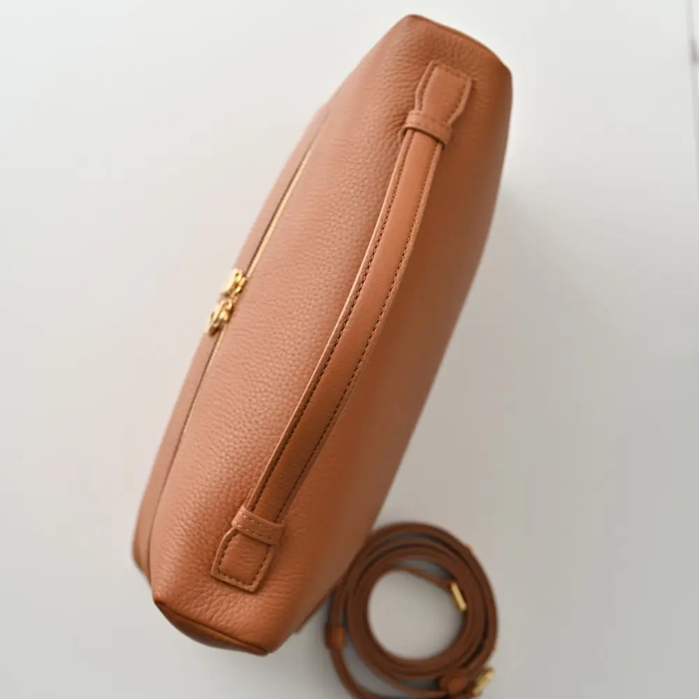 Loro Piana A bag women's Extra Pocket L27 — Photo 4