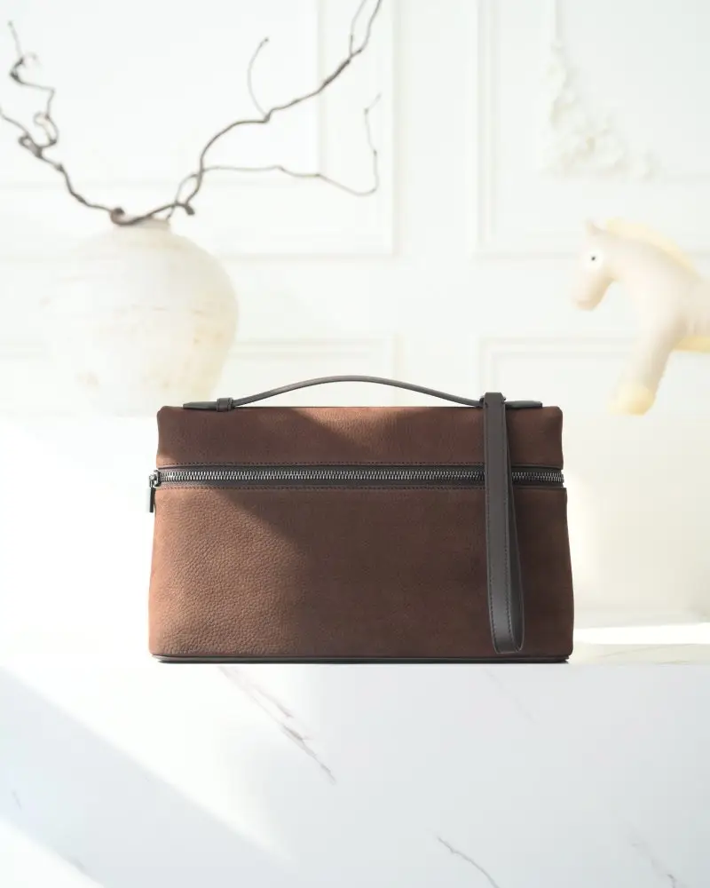 Loro Piana Сумка жіноча Extra Pouch L29 — Фото 1