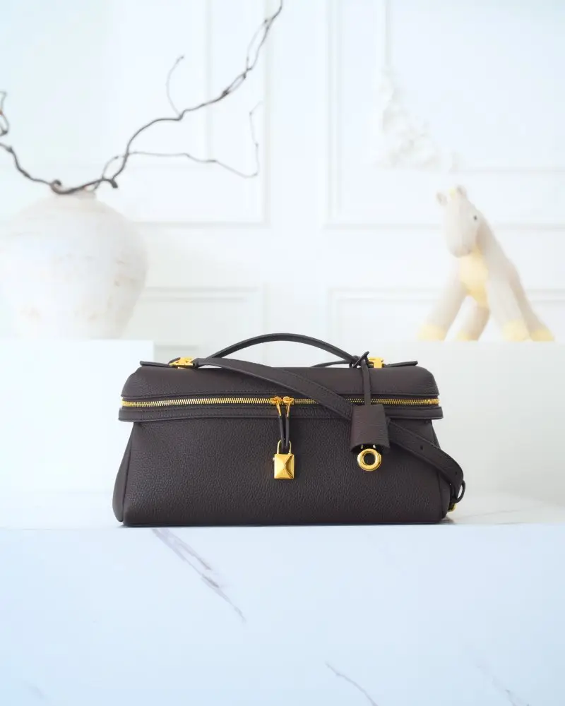 Loro Piana A bag women's Extra Softy Bag L29 — Photo 1
