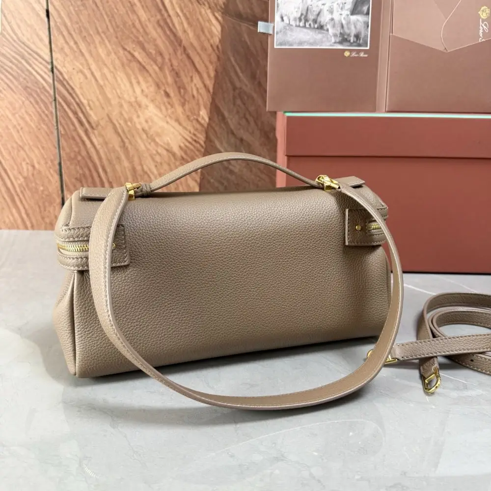 Loro Piana A bag women's Extra Softy Bag L29 — Photo 4