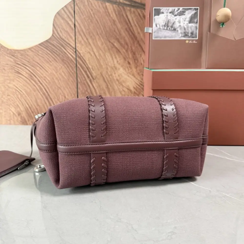 Loro Piana A bag women's Ghiera Shopper 28 cm — Photo 4