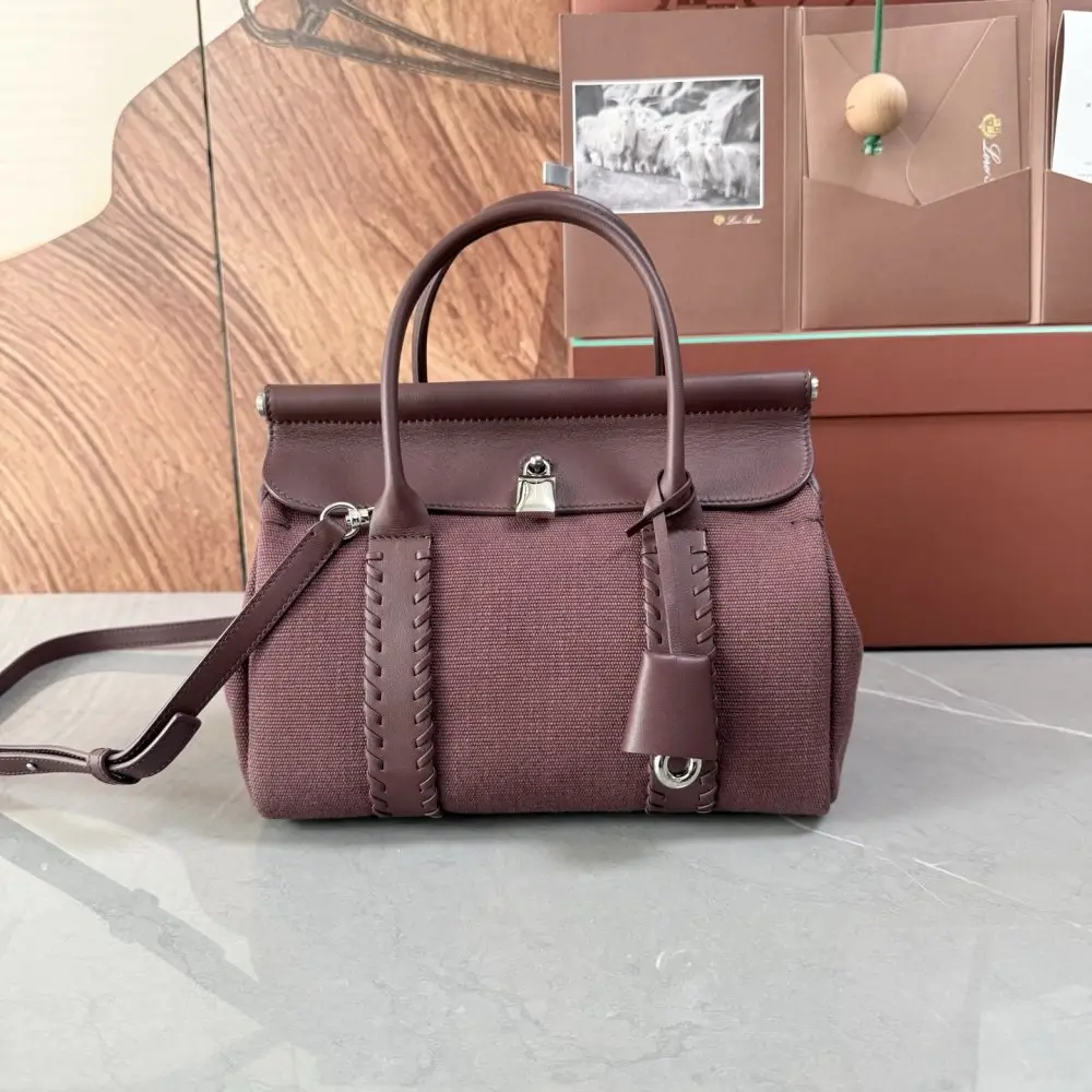 Loro Piana — Сумка женская Loom L25