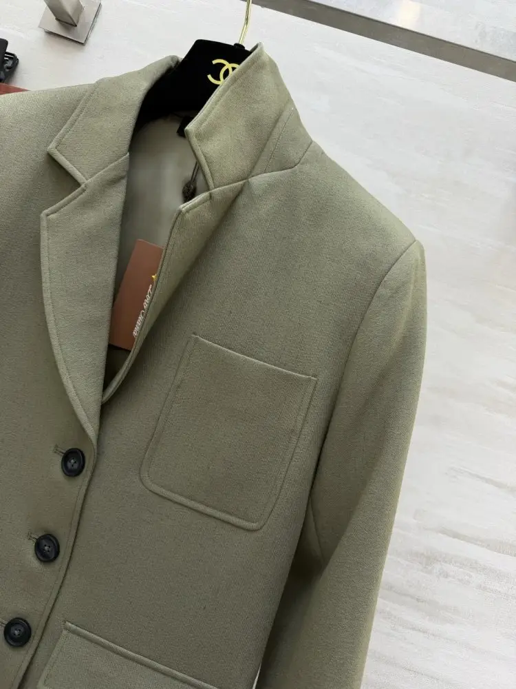 Loro Piana A jacket female — Photo 4