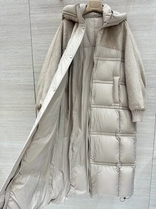 Loro Piana A long female Down jacket — Photo 2