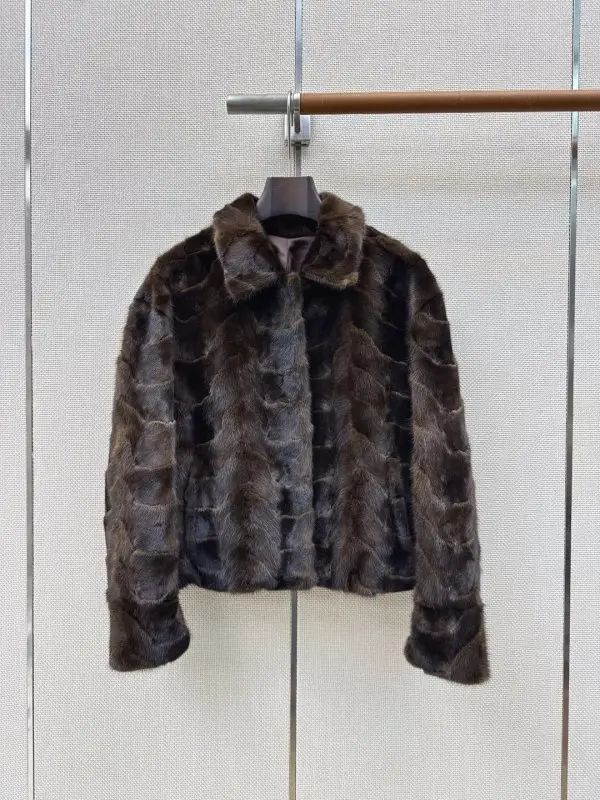 Loro Piana — A short coat of норкового fur