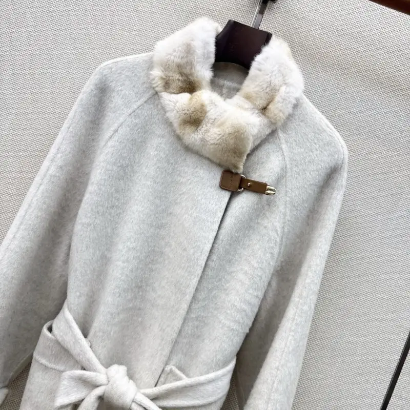 Loro Piana Bilateral wool coat secondary length from finished of rabbit fur — Photo 2