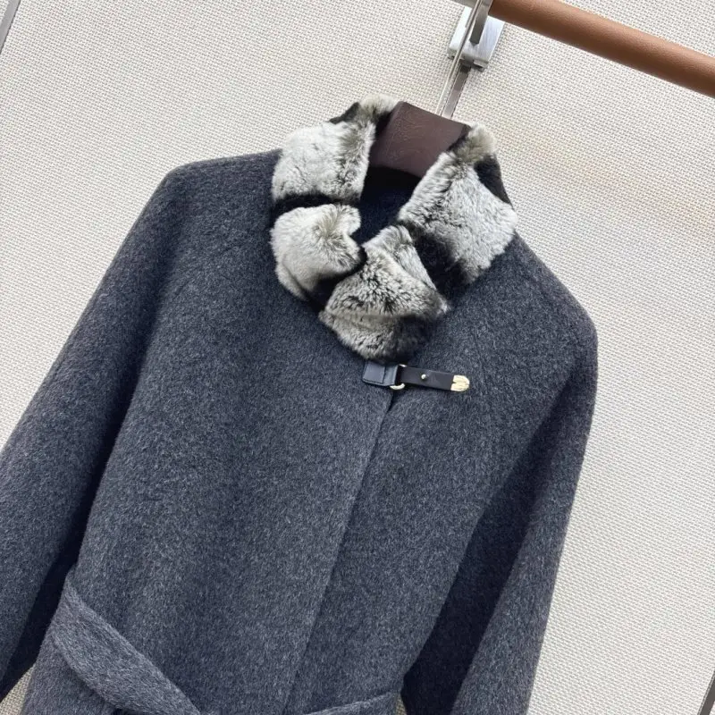 Loro Piana Bilateral wool coat secondary length from finished of rabbit fur — Photo 2