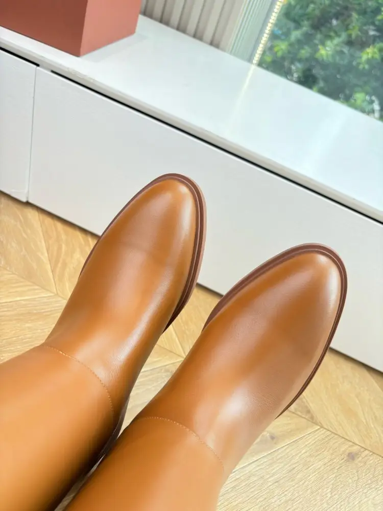 Loro Piana Чоботи жіночі — Фото 5