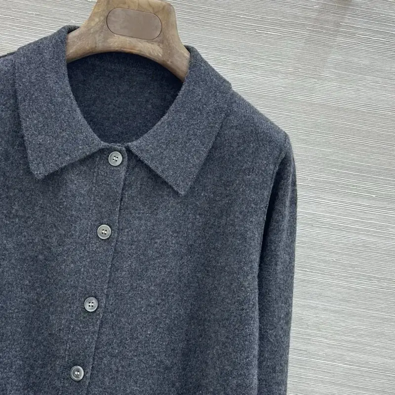 Loro Piana Cardigan female — Photo 4