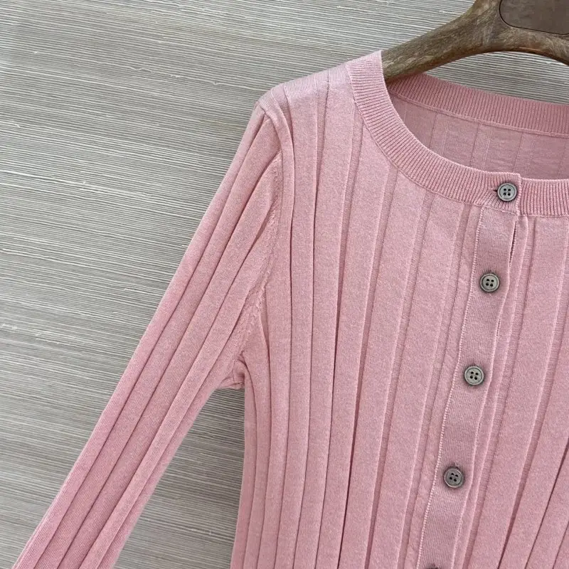 Loro Piana Cardigan woolen female — Photo 3