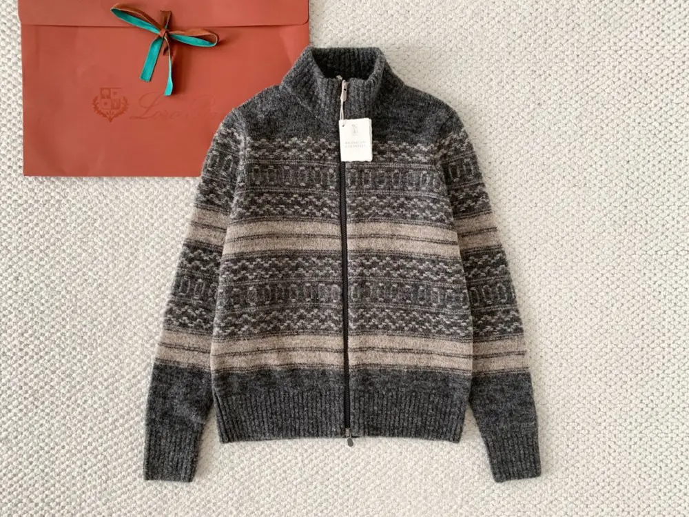 Loro Piana — Cashmere cardigan