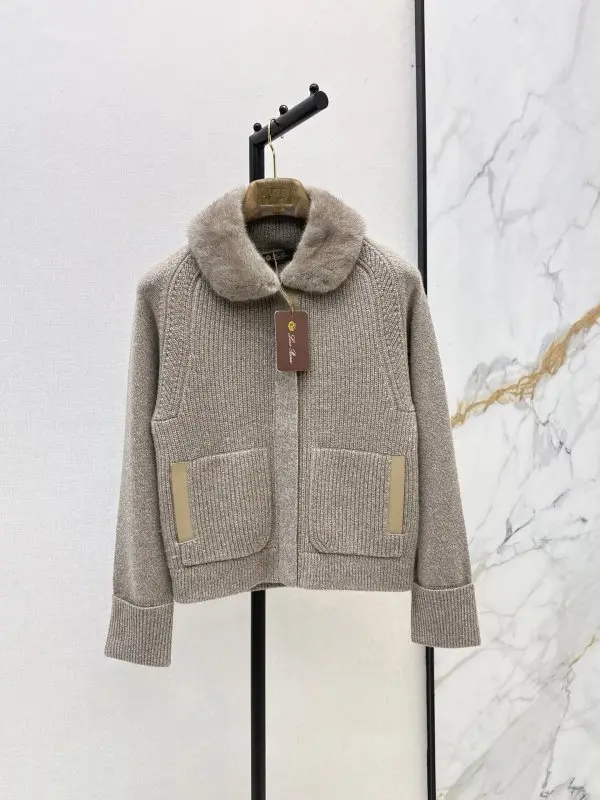 Loro Piana — Кашемировое пальто со съемным воротником из норки