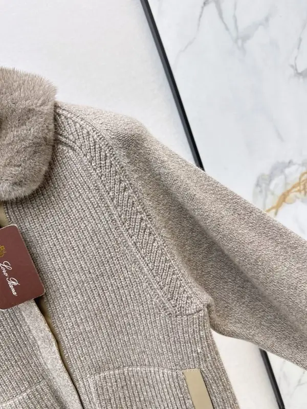 Loro Piana Кашемировое пальто со съемным воротником из норки — Фото 4