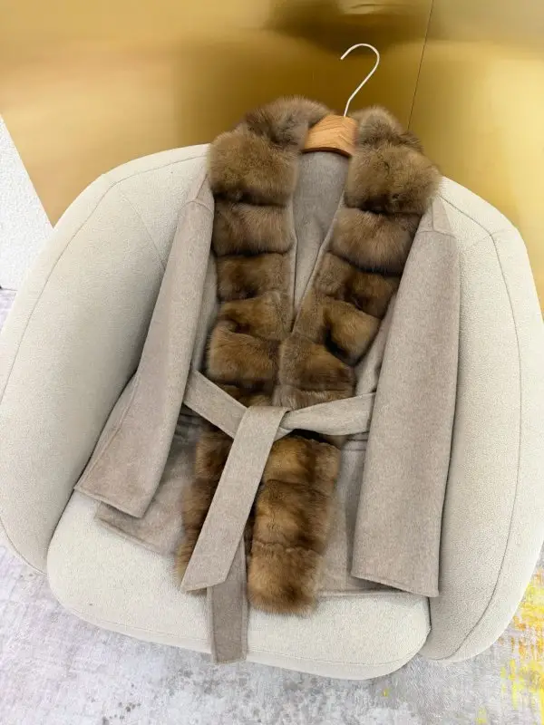Loro Piana — Кашемірове пальто жіноче з хутром андского соболя