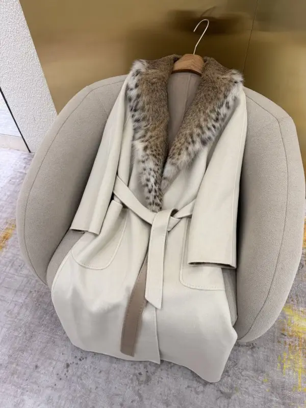 Loro Piana — Cashmere coat women's from fur Canadian lynx