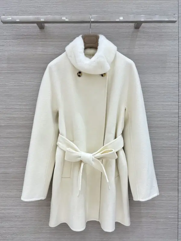 Loro Piana — Кашемірове жіноче пальто з коміром з норки