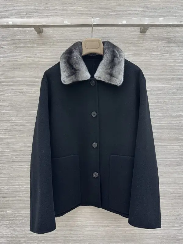 Loro Piana — Кашемірове жіноче пальто з норковым хутром