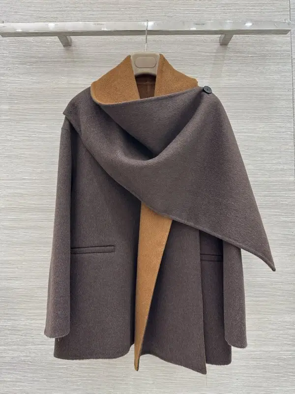Loro Piana — Cashmere women's coat