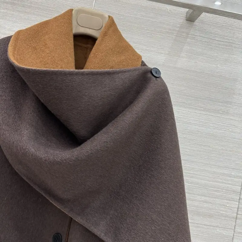 Loro Piana Cashmere women's coat — Photo 4