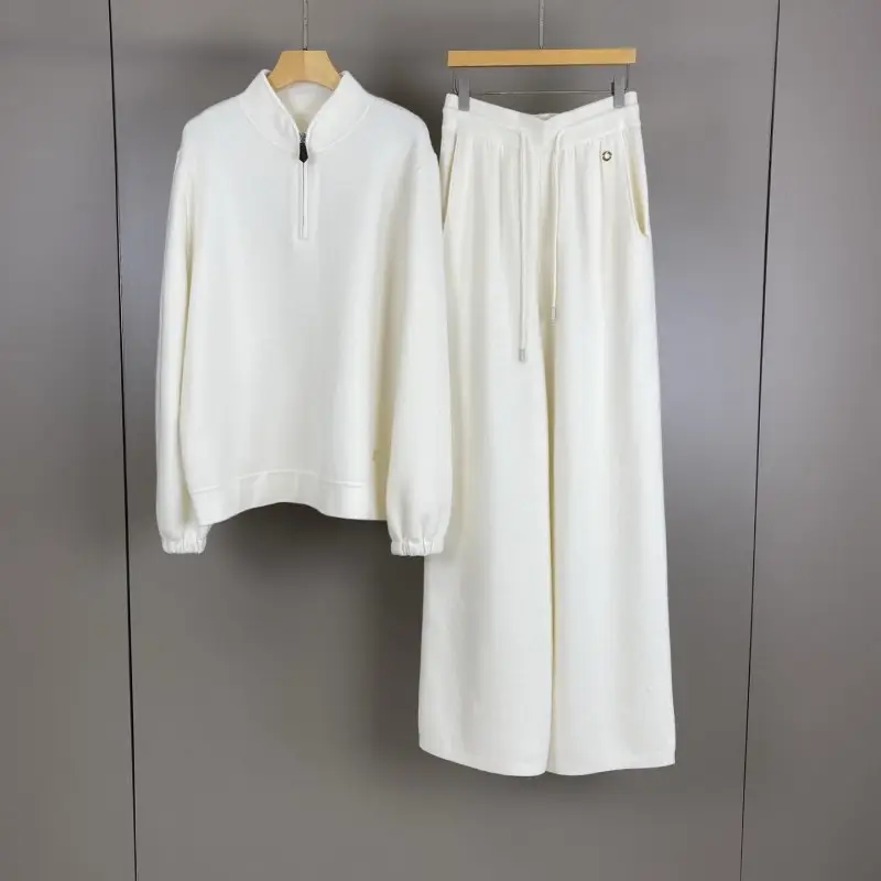 Loro Piana — Костюм кашемировый женский