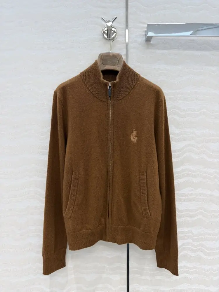 Loro Piana Costume cashmere female — Photo 2